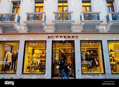 italy burberry|Burberry outlet Italy.